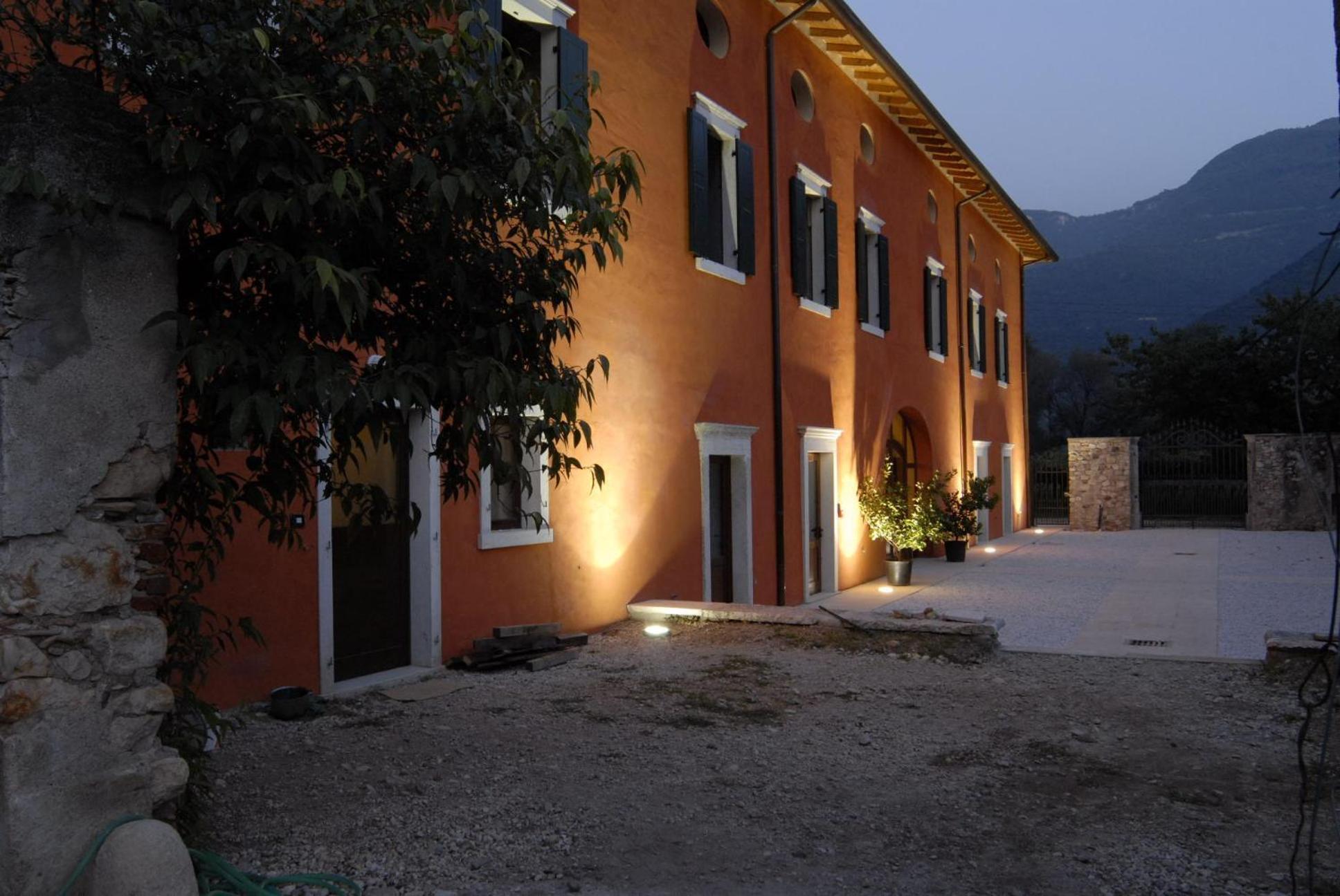 Al Palazzo * Rivalta di Brentino